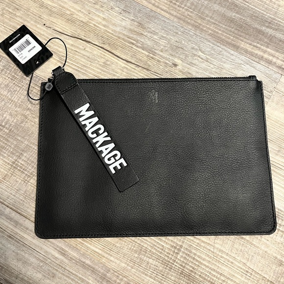Mackage “Darcy” Clutch - new with tags - Picture 3 of 3